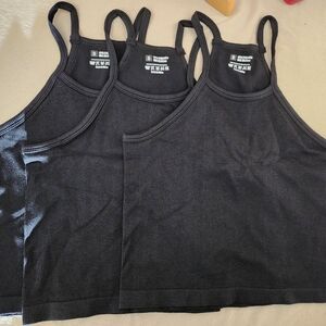 Miss's Black Ribbed Crop Tank Top - Pack of 3